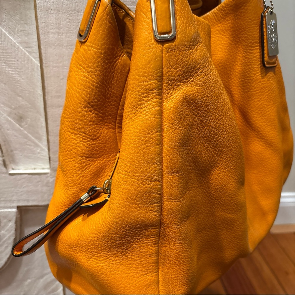 Coach Orange Hobo Shoulder Bag with Chain Strap - Picture 4 of 14